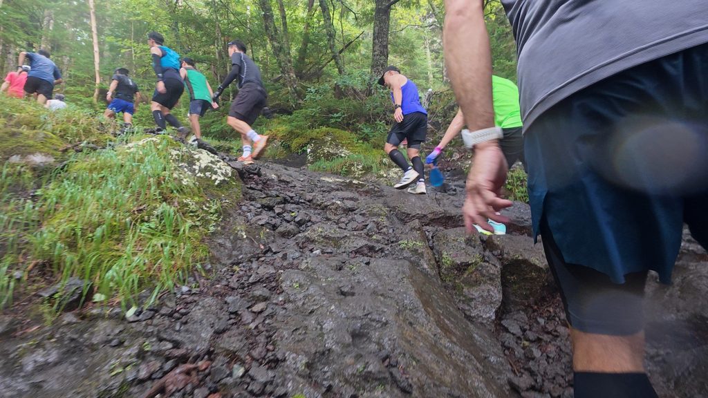 得意な登山道で、自分のリズムを取り戻す